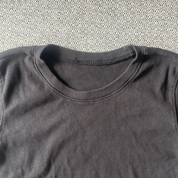 Wilfred Ribbed Crop Top - Picture 2 of 2